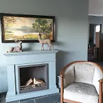 לינה וארוחת בוקר 't Merthoes 4*