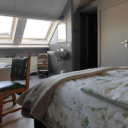 't Merthoes Bed & Breakfast